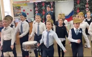 23 февраля у 3а
